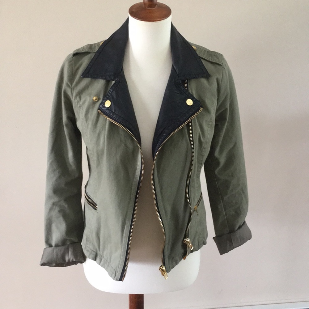 Forever 21 Jacket 😎 - Picture 2 of 6